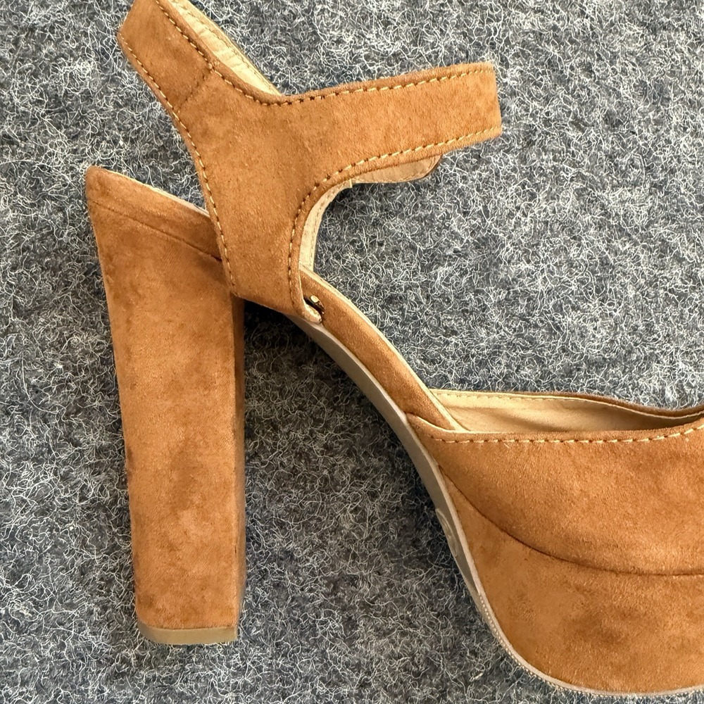 Candie's Baskin Platform Sandals Faux Suede Tan - Picture 11 of 14